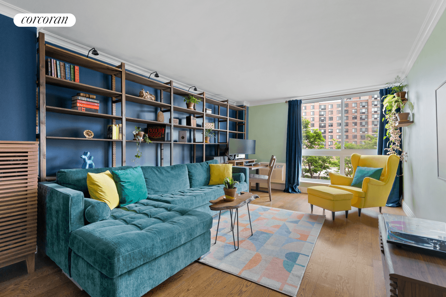 Apartment 643 at 625 Main Street is a spacious and serene oversized 1 bedroom, 1 bathroom home that offers a perfect escape from the hustle and bustle of city life.