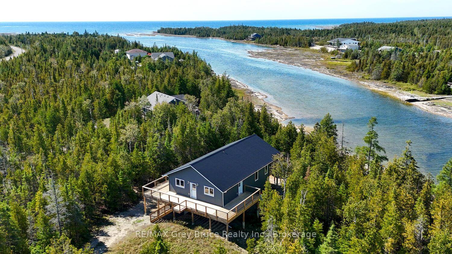 Welcome to the Bruce Peninsula where your cares slip away as you relax by the water, or while enjoying an evening of stargazing around the campfire.
