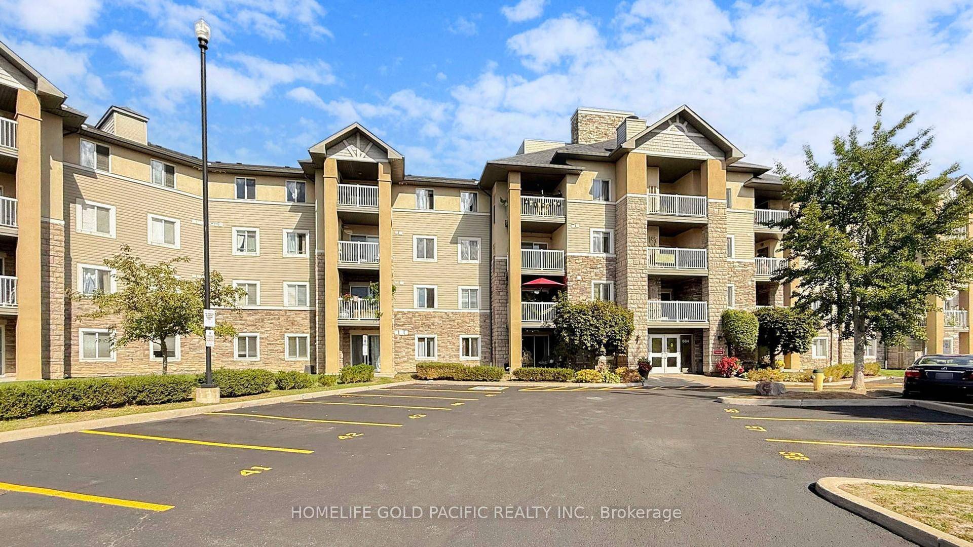 Discover this newly renovated, charming 2 1 bedroom, 2 bathroom ground floor condo suite, nestled in the serene, ravine setting of Warden Woods along Taylor Massey Creek.