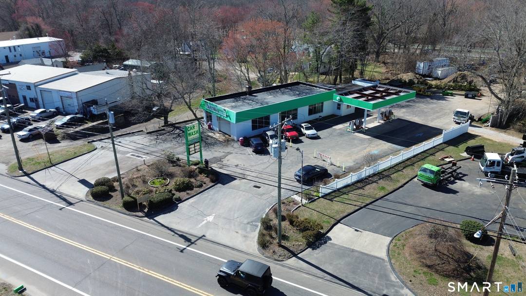 90 foot conveyer belt tunnel system Large leeching field water recycling tanks Prime shoreline retail corridor location along US 1 Near major shopping destinations including big box anchors and regional ...