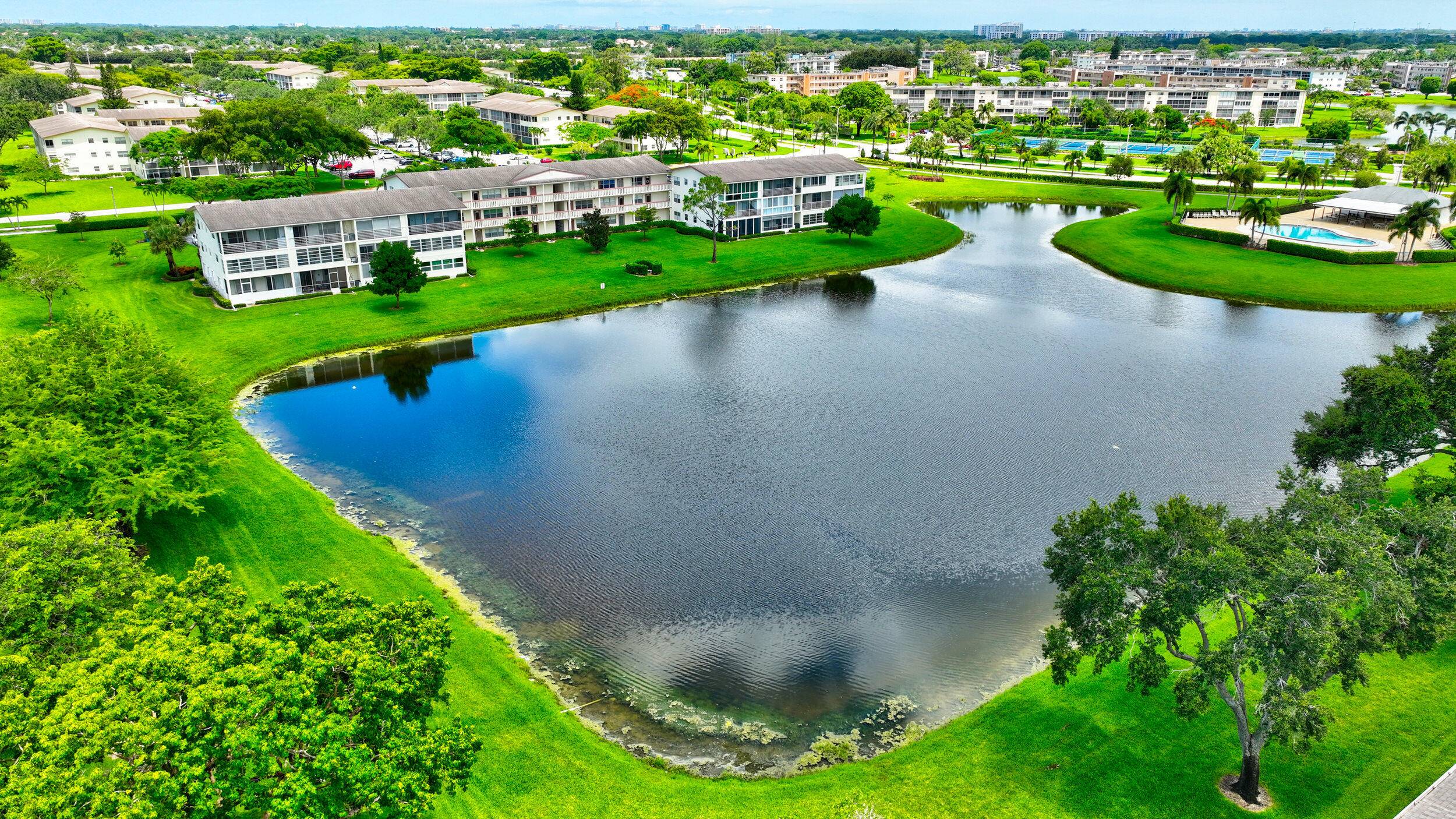 Wonderful Opportunity to Own Rarely Avail 1st Floor, Neutral 2BR 1.