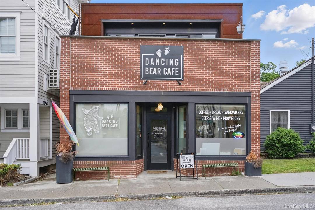 Charming Artisan Bakery amp ; Cafe ; with Multi Level Seating and Local Market Niche Nestled in a vibrant community setting, this distinctive business blends the heartwarming charm of a ...