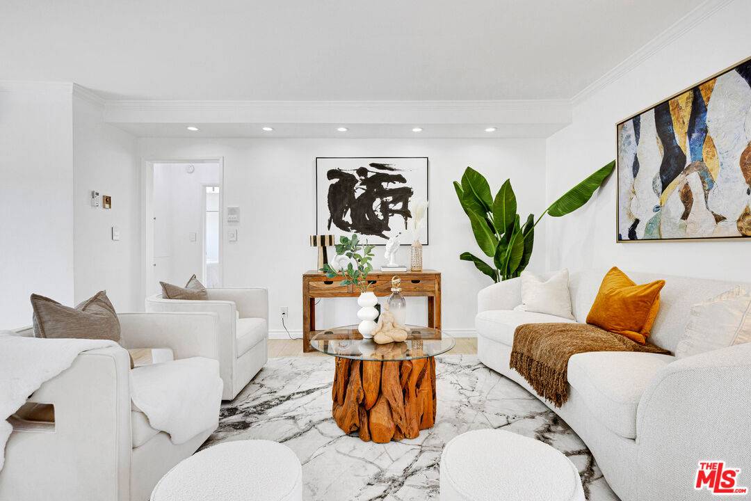 1632 Camden Ave 2BR Beverlywood La