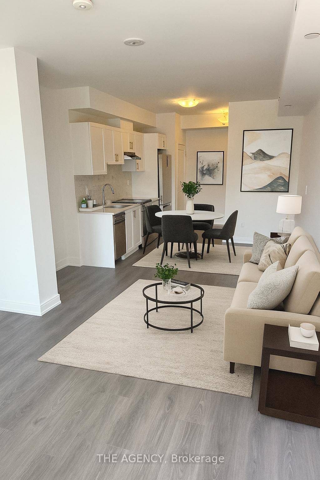 Brand new corner unit 210 condo B in a prime Newmarket location !