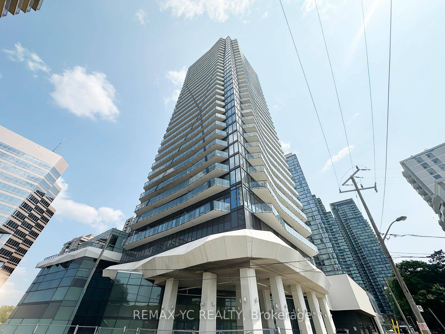 Ellie Condos Assignment Sale, Stylish 1 Bedroom Suite with Parking amp ; Locker.