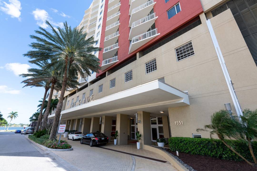 Experience elevated living in this Penthouse at The Slade, offering breathtaking views of Palm Beach and the Intracoastal Waterway all the way to Peanut Island.