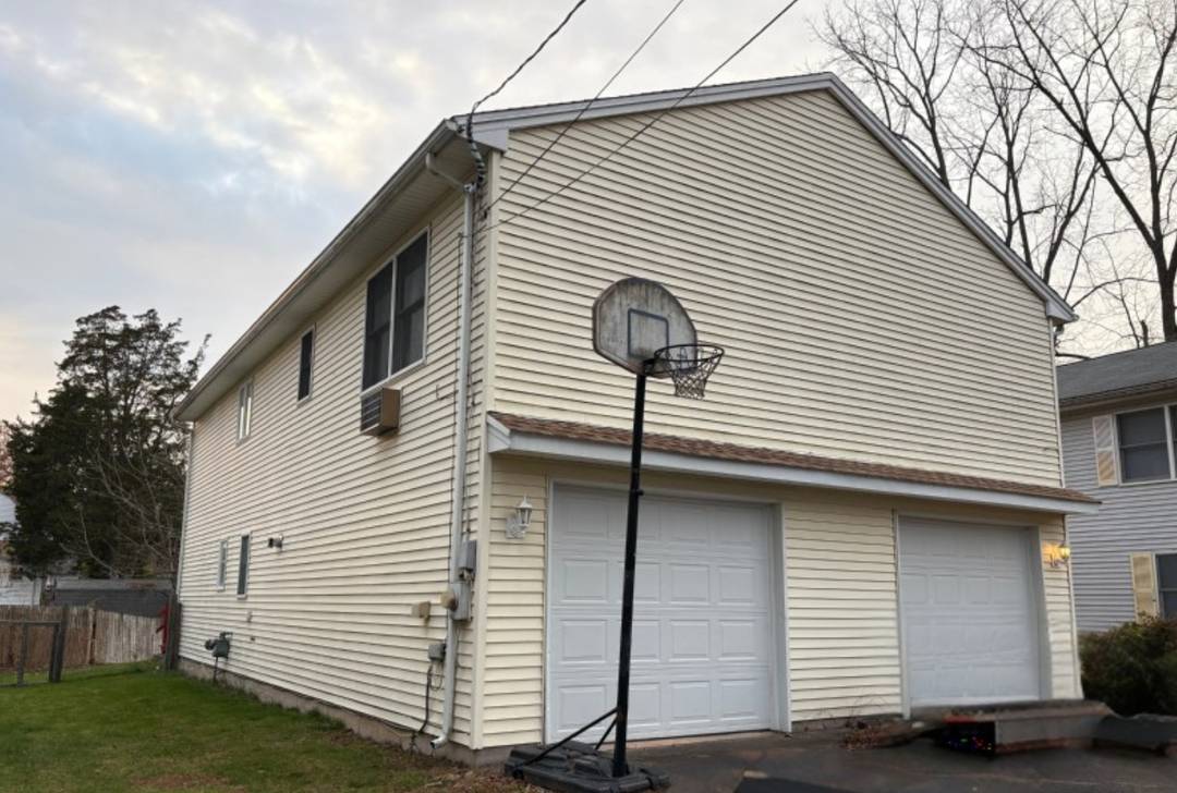 Discover this bright and spacious 2100 sf, 4 bedroom raised ranch in the beautiful town of Suffield, CT.