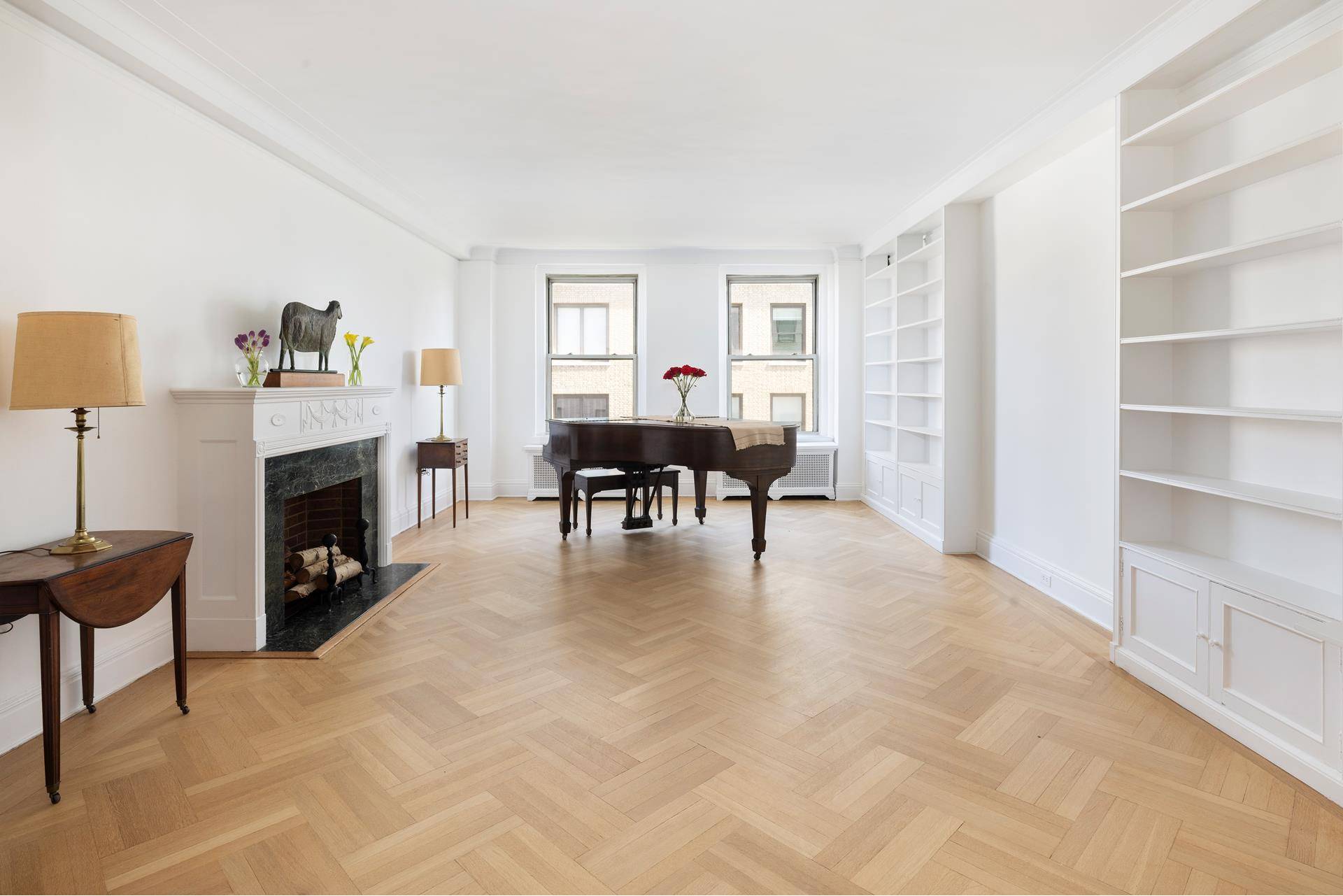 Rarely available, elegantly spacious, high floor 7 room home in one of Central Park West's Grand Dames The White House.