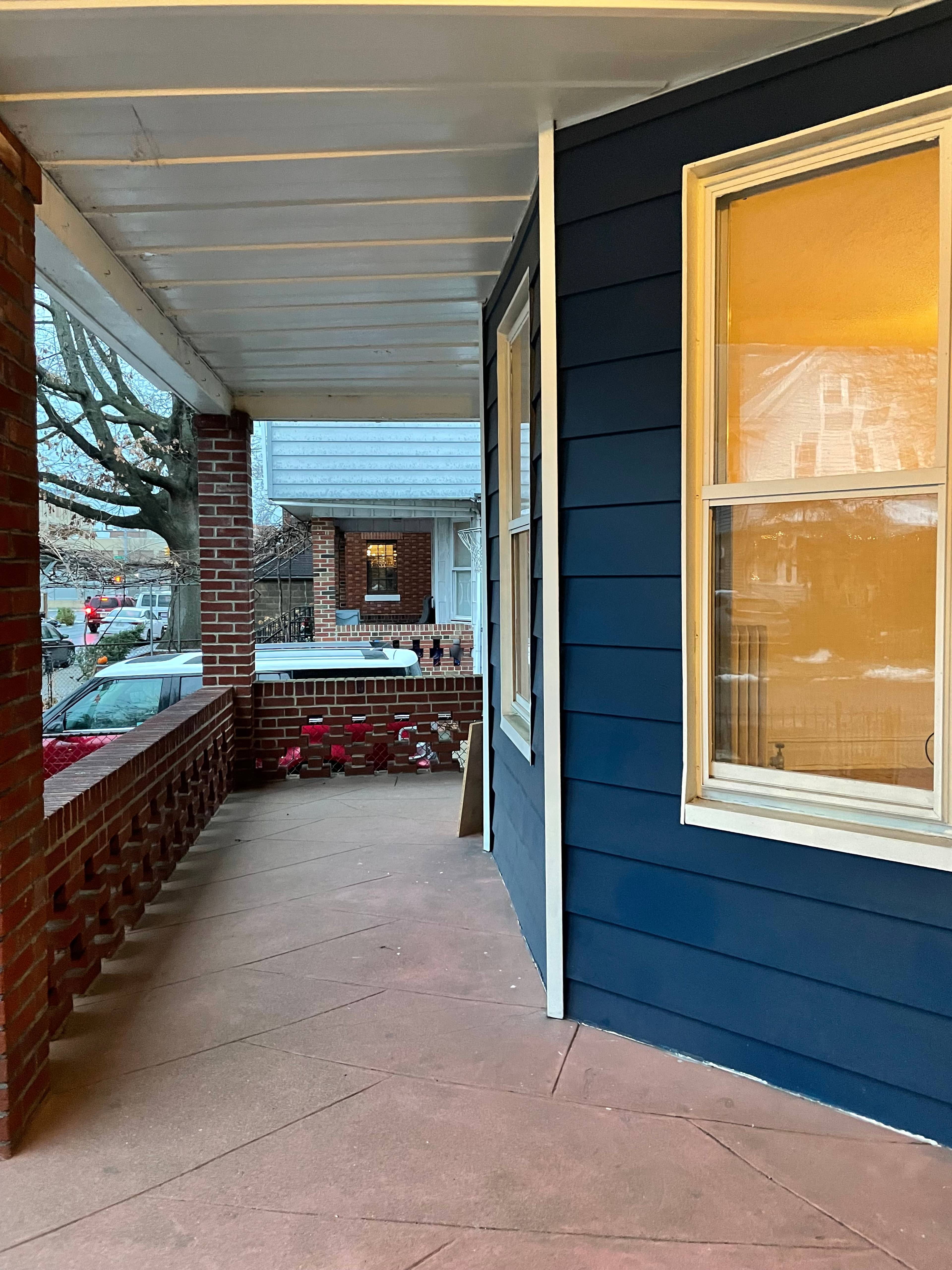 Fully Detached Victorian Home This newly renovated duplex has 4 bedrooms 2 Premier Bedrooms.