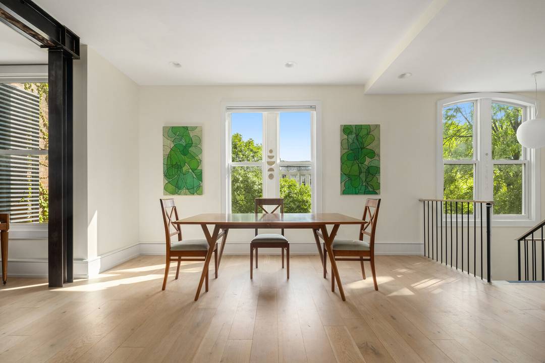 Experience living history at the extraordinary Elkins House, Crown Heights oldest surviving townhouse and Brooklyn's final remaining country villa.