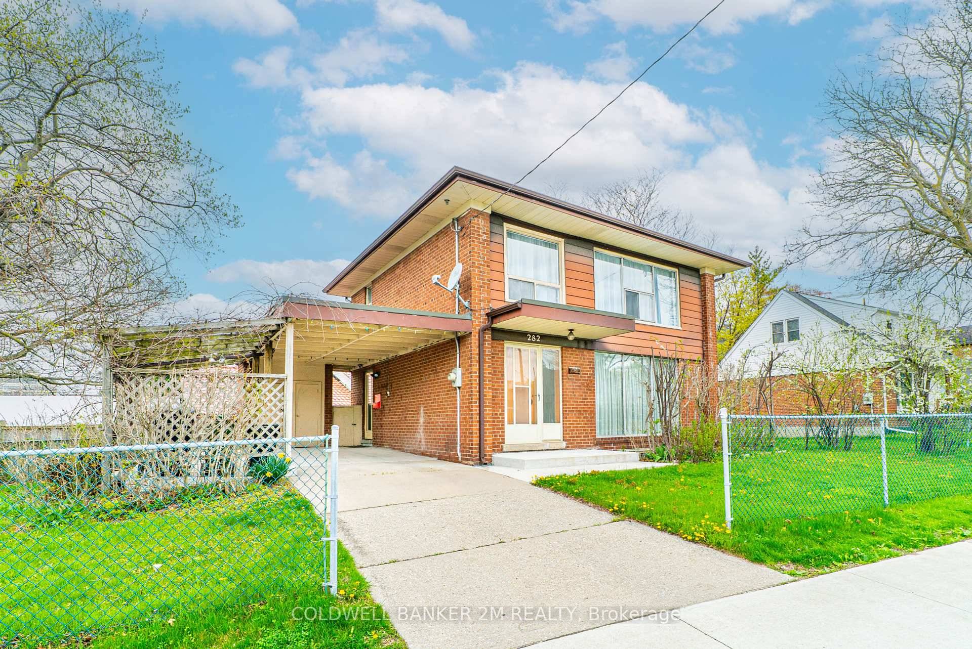 Welcome Home ! This fantastic 2 storey home sits on a huge corner lot.