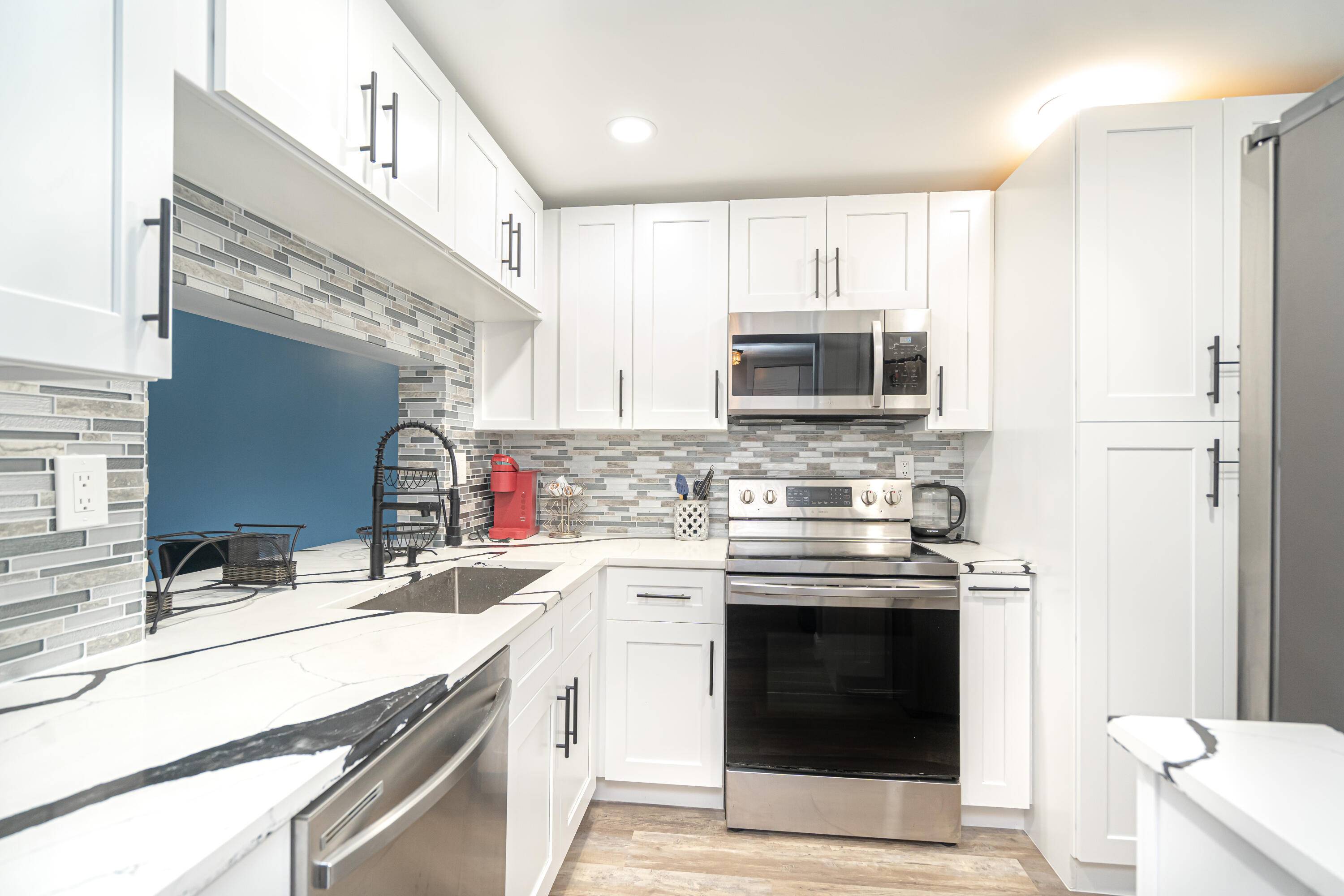 Welcome home to your beautifully renovated, spacious 2 bedroom, 1 bathroom apartment.