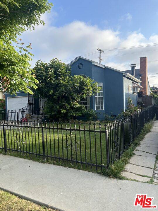 3973   Coolidge Ave 3BR Marina Del Rey La