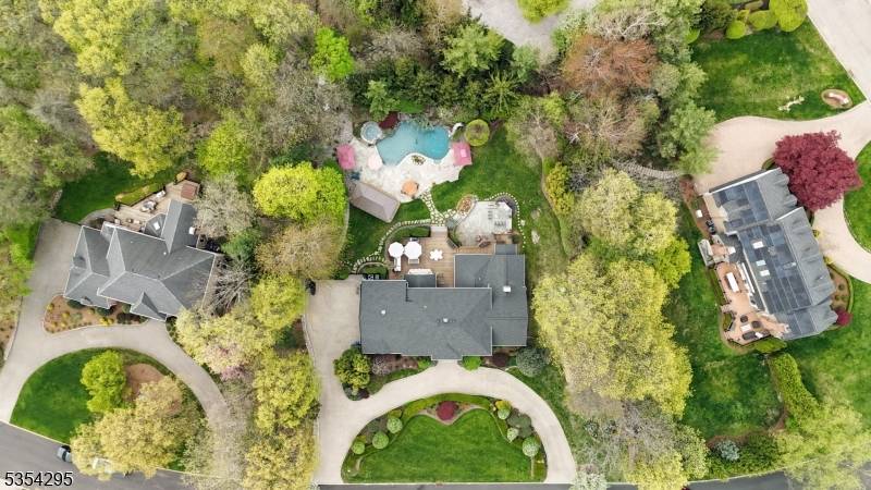 Updated Rio Vista home, over 6500 sq.