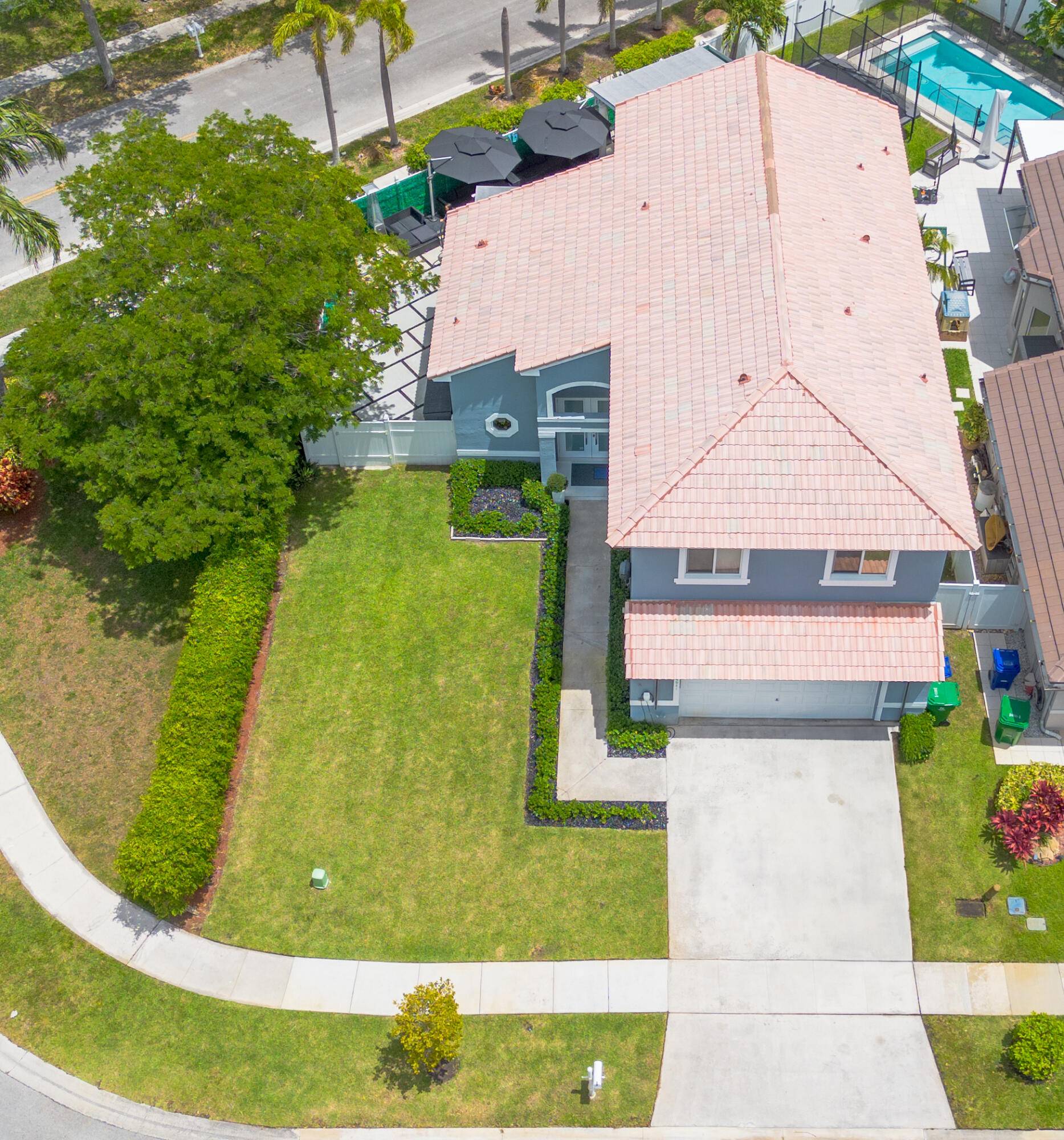 Luxury ! This home is absolutely stunning, offering a rare opportunity to live in a fully renovated 2 story, 3 bedroom 2.