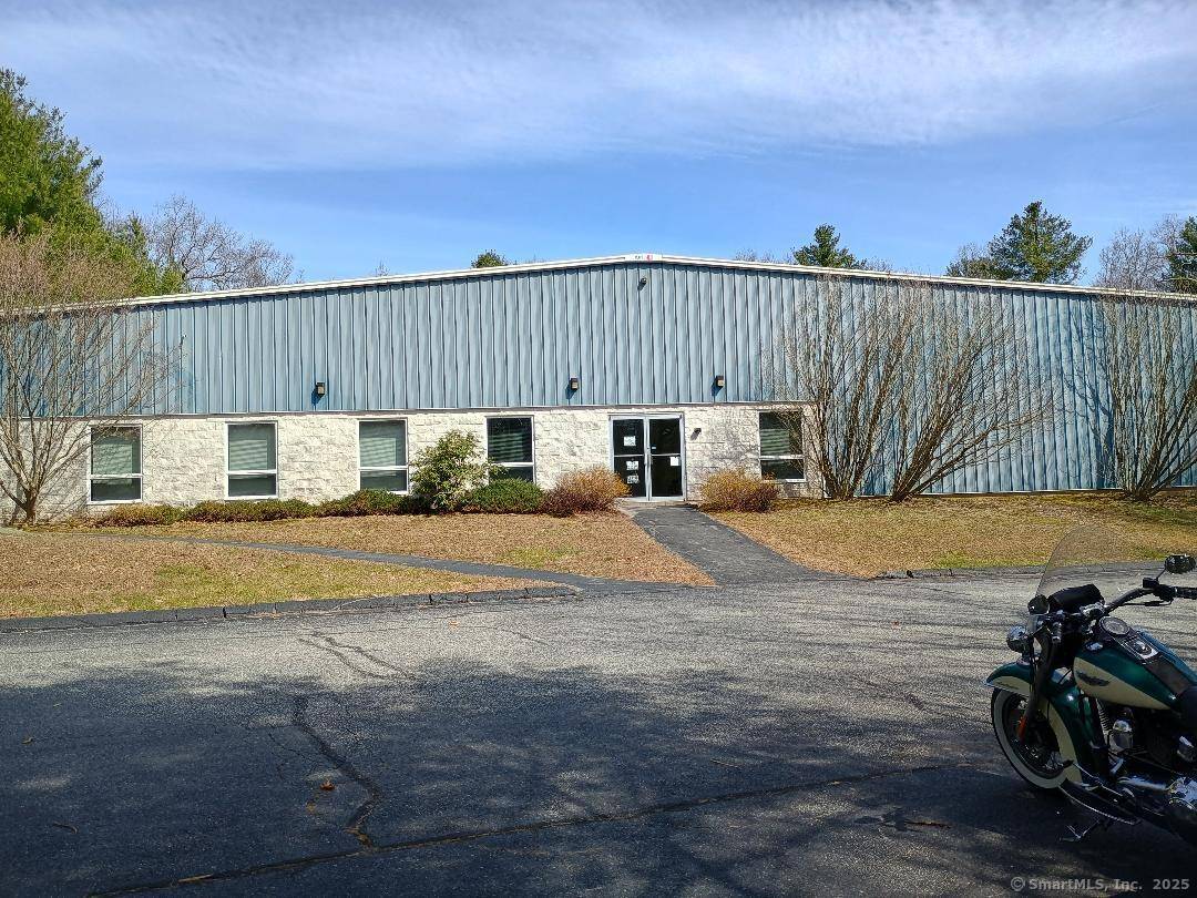 15, 000 sq. ft. building on 3.