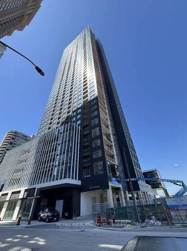 Condominiums at Square One District by Daniels amp ; Oxford is situated in a prime location in the heart of the Mississauga City Centre area.
