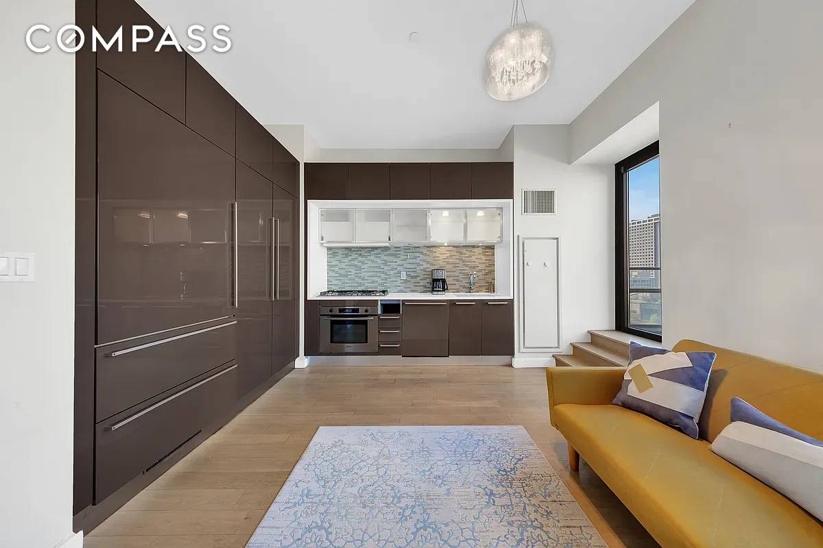 Unfurnished or Furnished at the same rent.