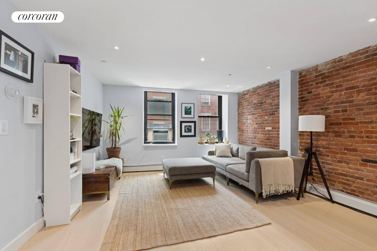 A rare opportunity to purchase a newly renovated, 2 bedroom 2 bath, 1317 sq ft condo in a boutique, loft style building in the historic Seaport District.