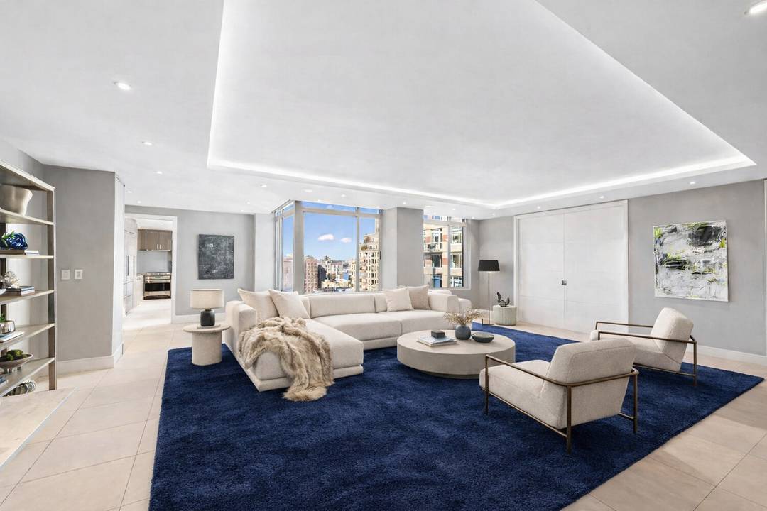 4600 square foot House in the Sky Perfectly positioned in the heart of the Upper West Side, this extraordinary duplex residence offers the best of apartment living and townhouse style ...