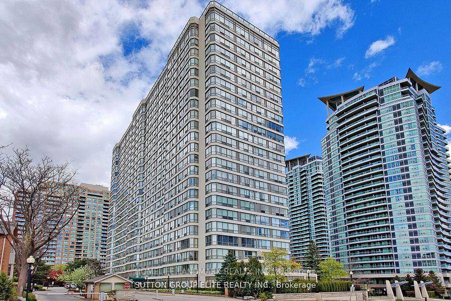Absolutely beautiful 1 bedroom Suite In A Well Managed Tridel Building.