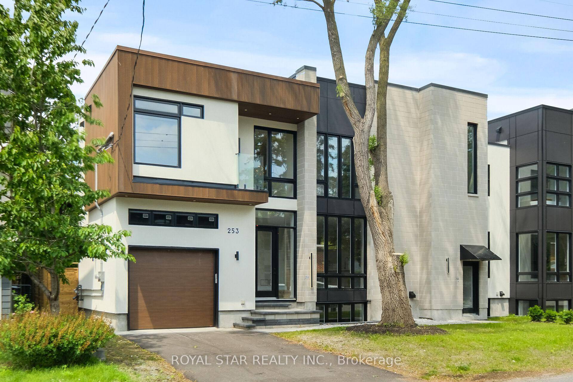 Welcome to this stunning 2895 Sq.