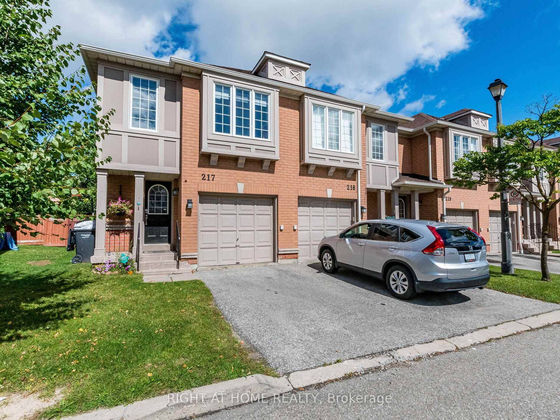 Welcome to this beautifully renovated, Large End unit 2 storey townhome with a total area of 1923 Sqft feels just like a semi !