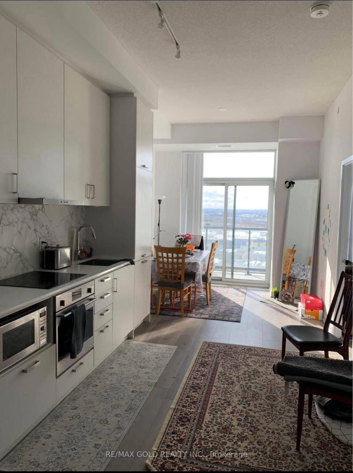 Location Location Mobilio Condo with 1 bedroom Den.
