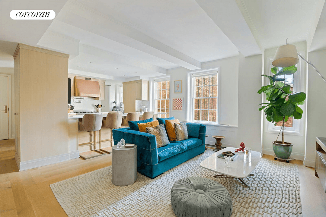 This stunning Rosario Candela residential building is one of the most desired addresses in New York City.