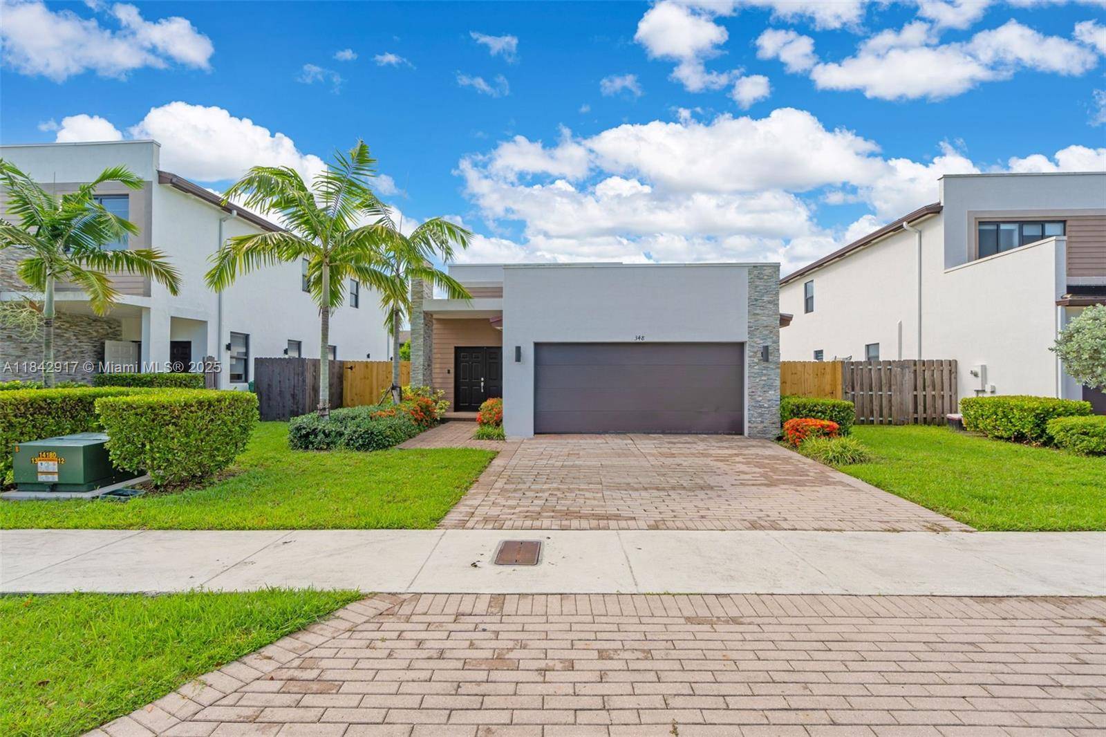 Rare One Story Home with 2 Car Garage in Via Ventura !