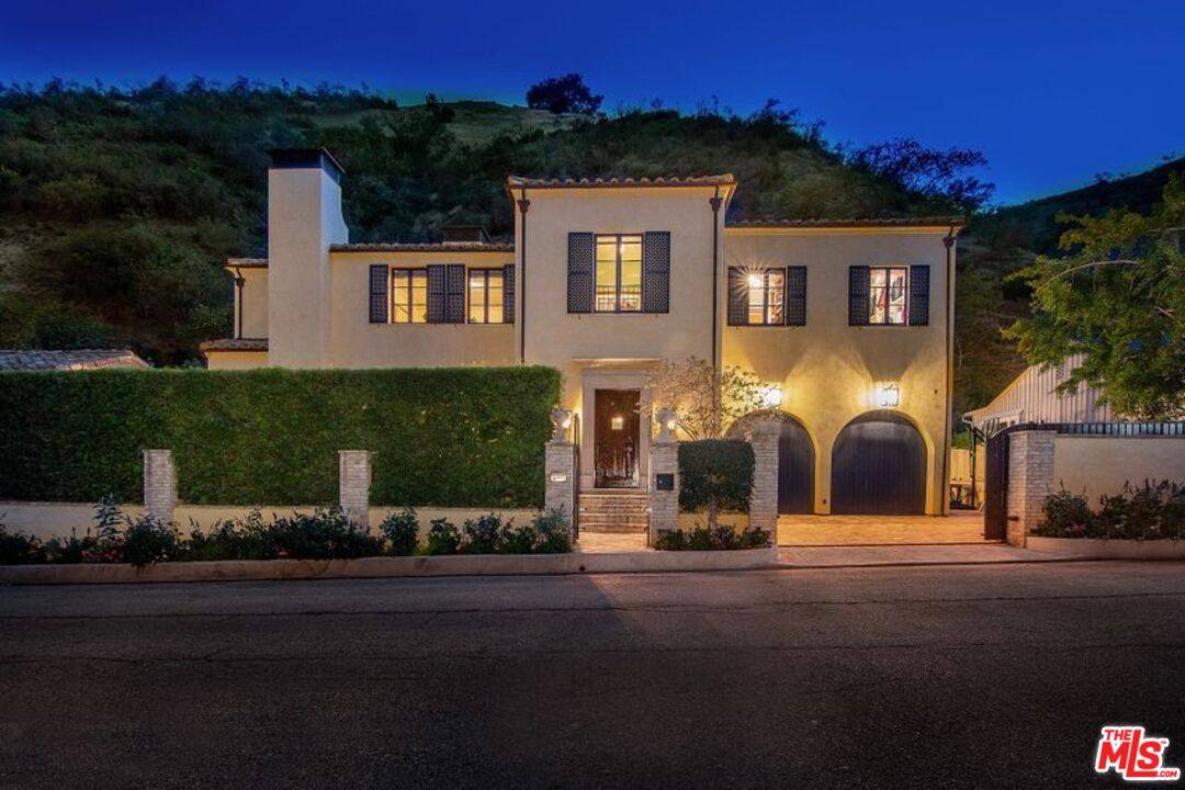 1445 N Bundy Dr 5BR Brentwood La