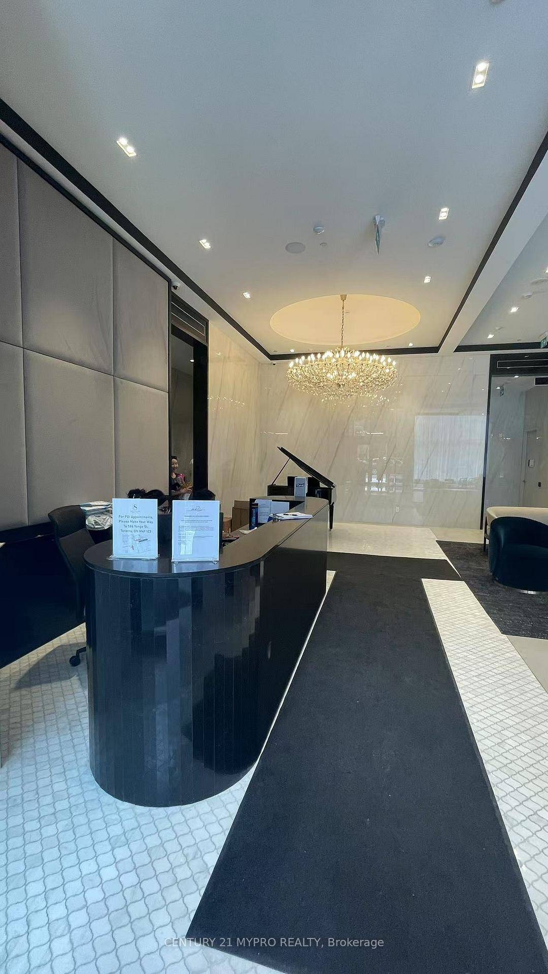 Welcome to this brand new luxury condo at 8 Wellesley, located right in the heart of downtown Toronto at Yonge amp ; Wellesley.