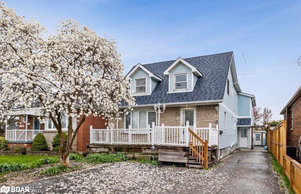 The Rear Unit Offers A Rare Living Experience, Expanding Across Three Full Levels At The Back Of The House With Nearly 1, 700 Sqft Of Space !