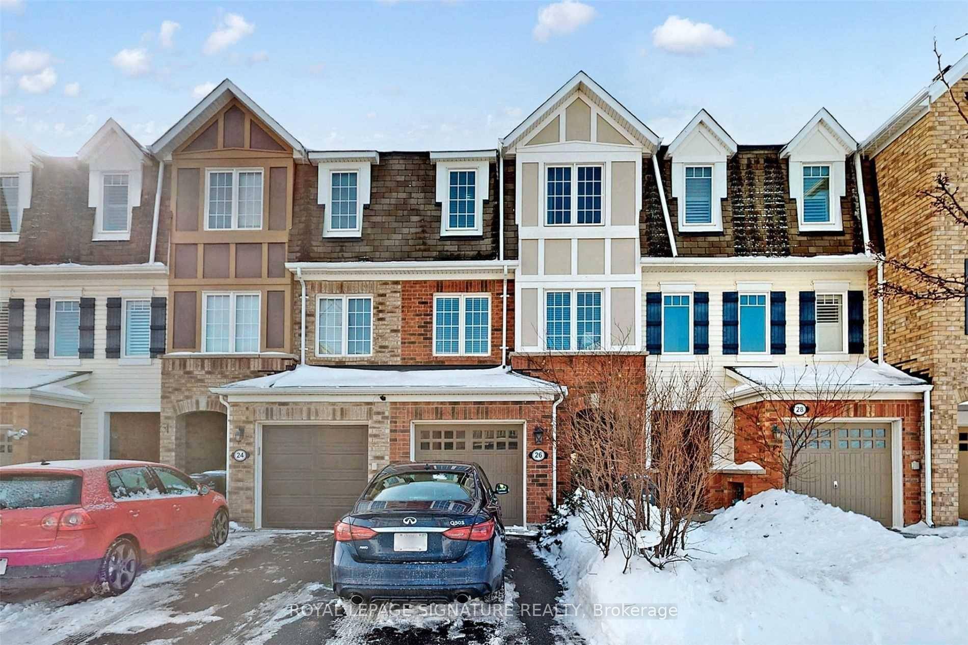 This Modern amp ; Stunning 3 Bed Freehold Town Built By Award Winning Mattamy Homes Is Located In The Most Desirable Mt.