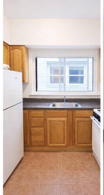 Welcome to this wonderful multi unit property located in Williamsbridge, Bronx Adee Ave amp ; Burke Ave, offering approximately 7 bedrooms and 3 bathrooms.