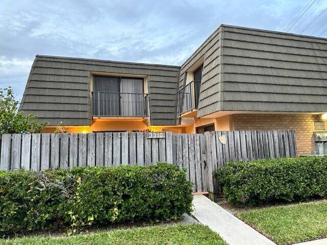 Welcome to this charming 2 bed, 2.