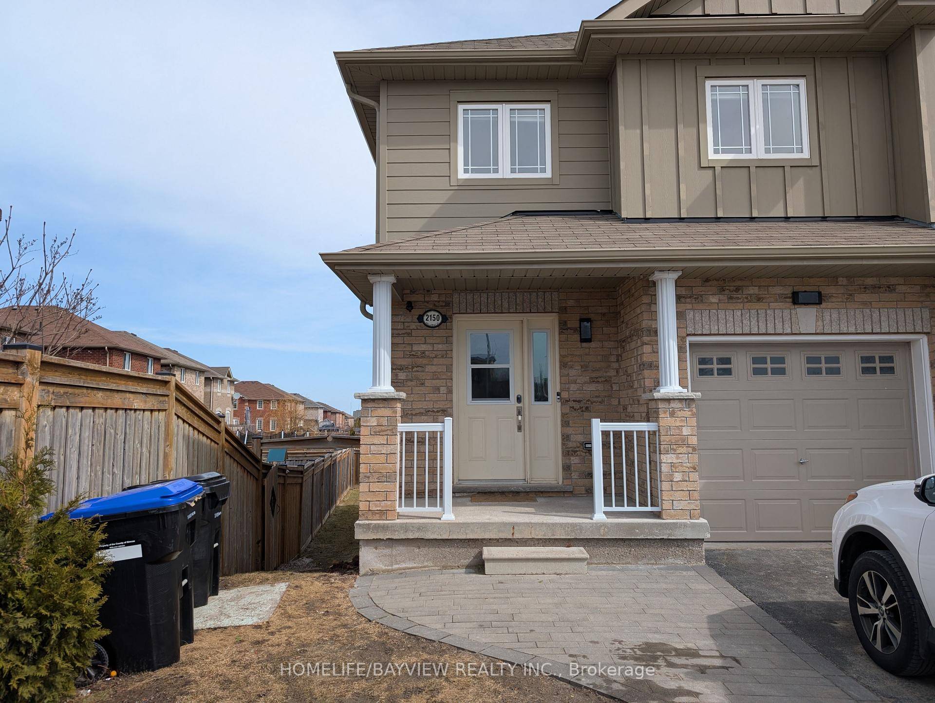 bright 1 BR 1 WR Walkout basement In the very desirable area in Alcona, Open concept living, kitchen, large bedroom with a large window on the backyard, Brand New stainless ...