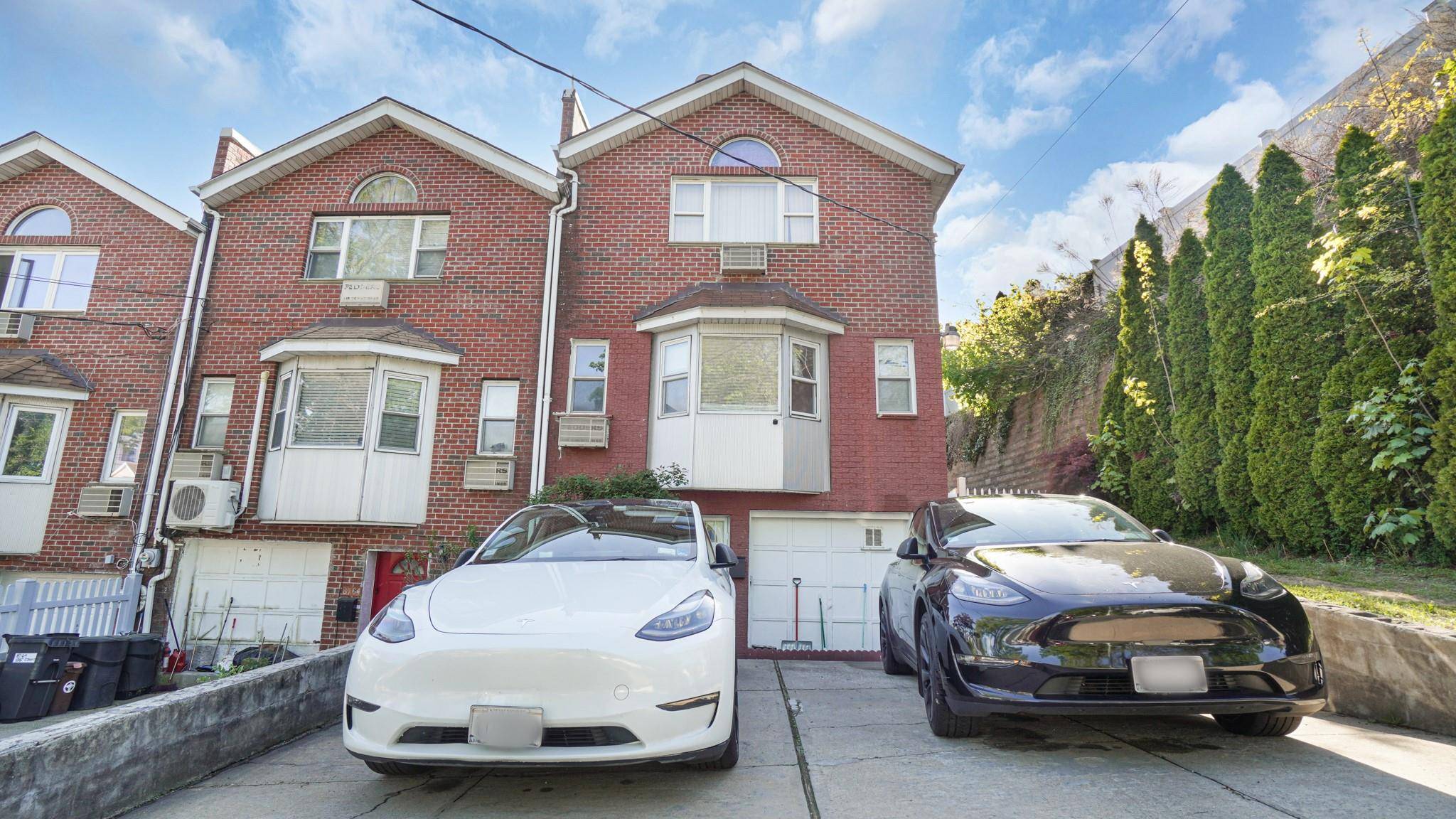 Excellent tri level single family home located within 1 block from Hillside Avenue in Jamaica Estates.
