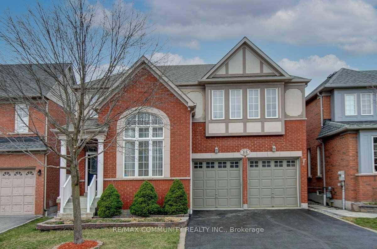 Beautiful Basement For Lease In Most Demanded Neighbourhood.