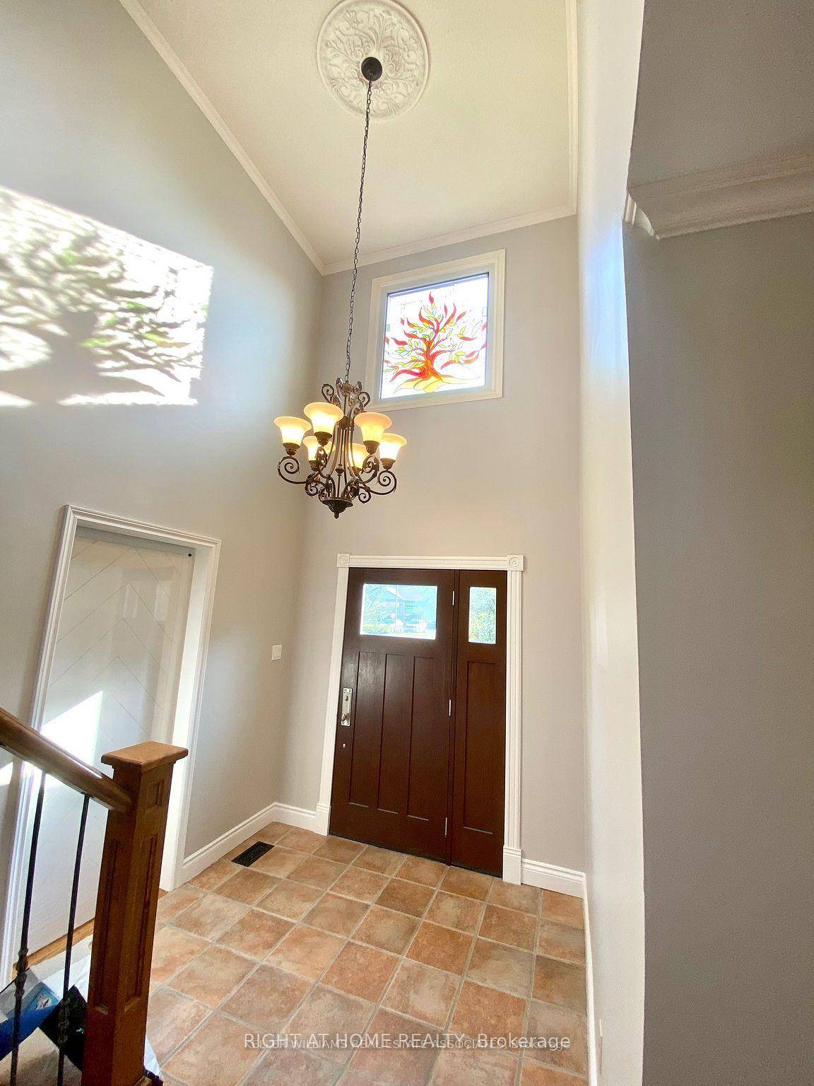 Fully Renovated Home W Beautiful Yard Situated In One Of Guelphs Most Desirable Neighbourhoods !