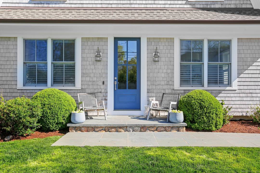 Welcome to your 5 bed bath dream residence located in the idyllic Compo neighborhood of Westport.