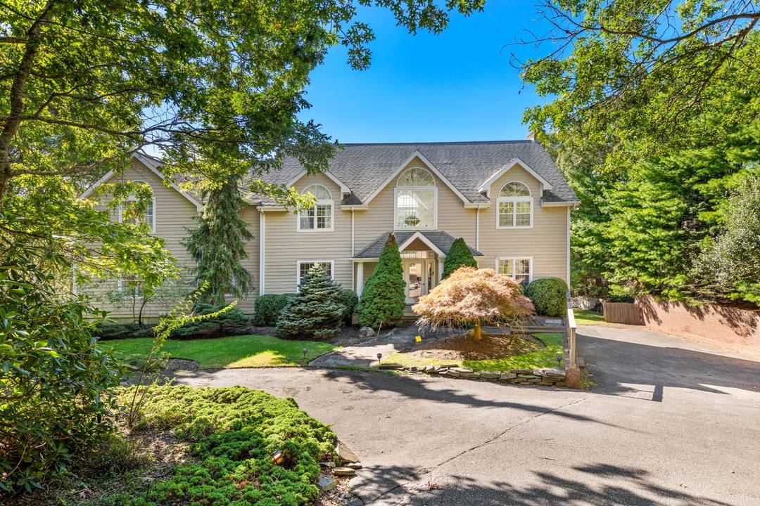 Sprawling Five Bedroom Water Mill Home