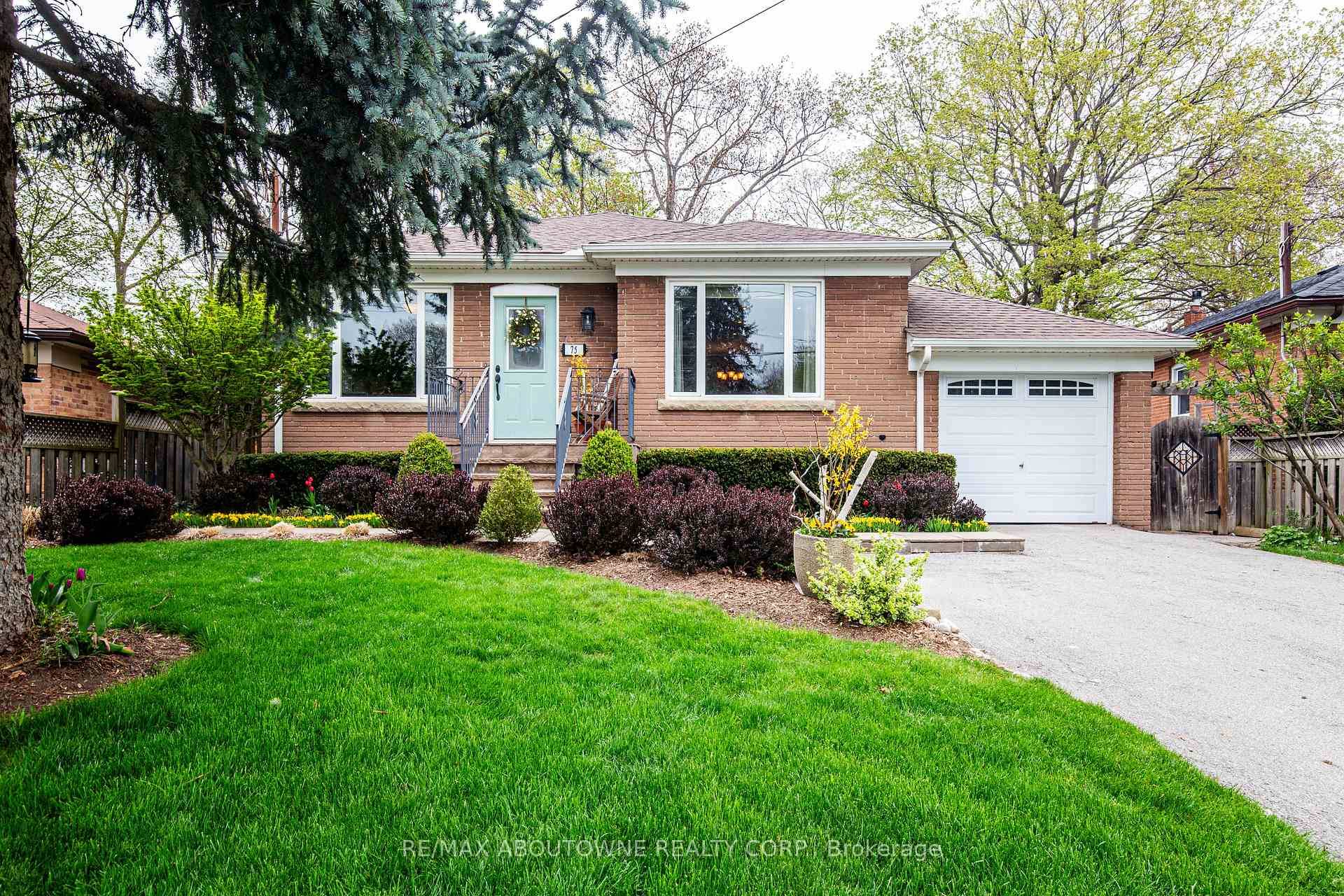 This is your opportunity to call this charming bungalow HOME !