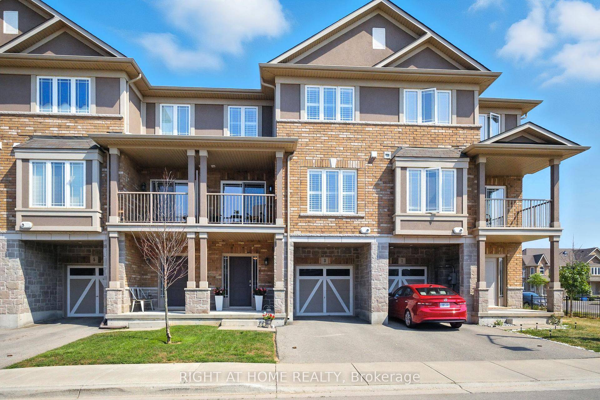 Superb, Stylishly Designed 2 Bedroom, 1.