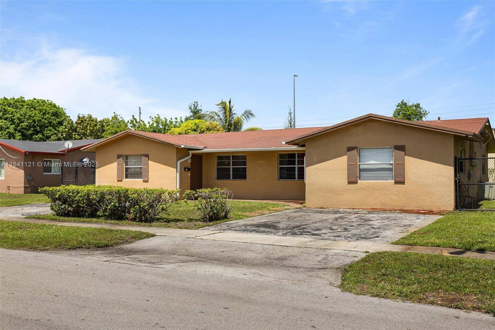 Great Investment for Beautiful Duplex in Lauderhill.