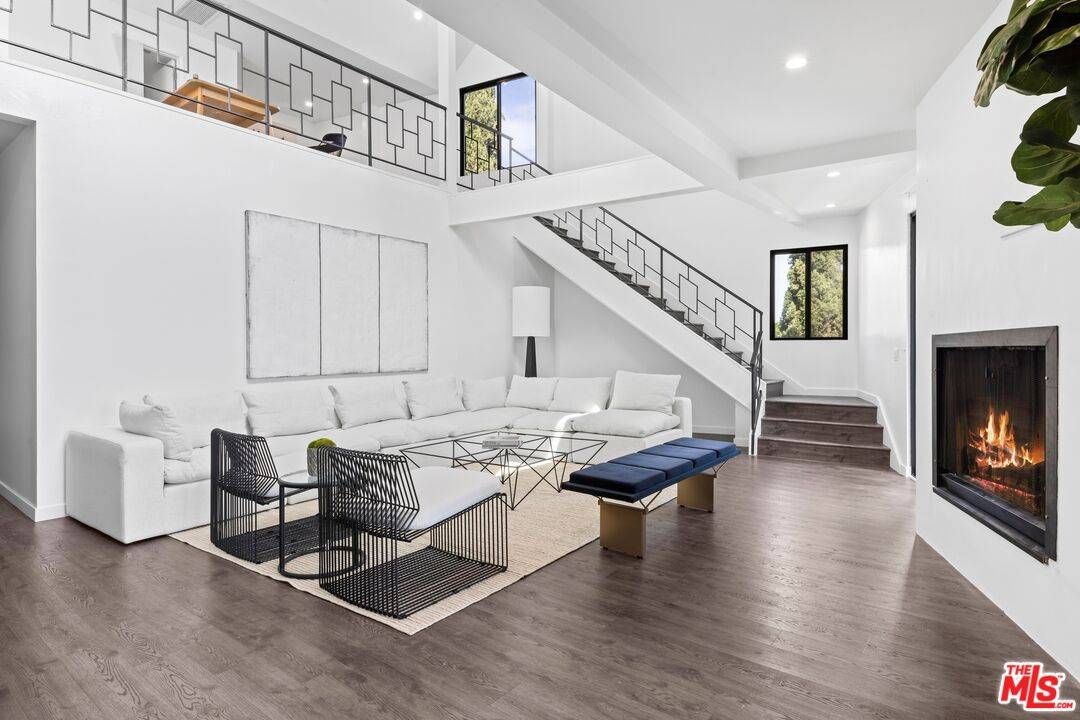 8755 Shoreham Dr 3BR Sunset Strip La
