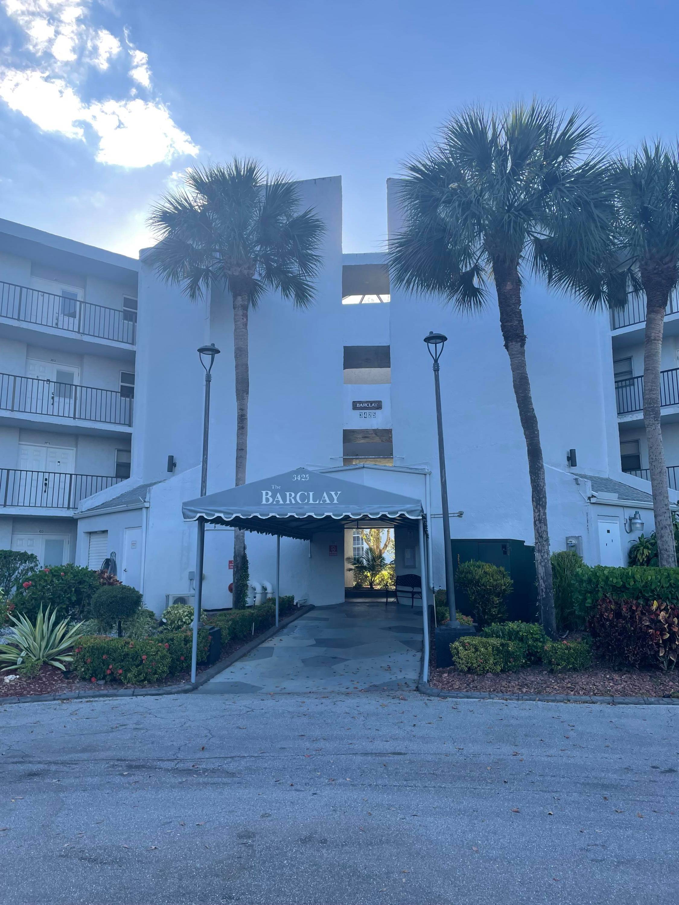 Close to restaurants, shopping, hospitals, houses of worship and beaches.