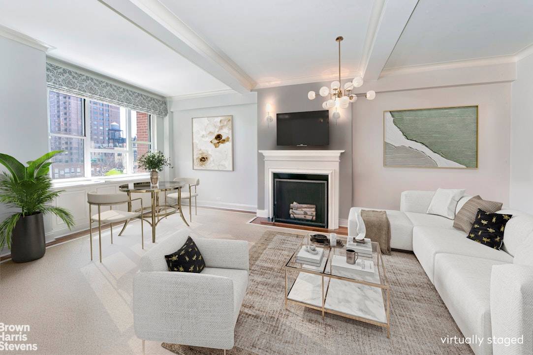 XXXMINT DESIGNERS 1100 DREAM PARK AVENUE 1 BR Sunlight pours into every room of this southern facing turnkey beauty with every detail attended to.