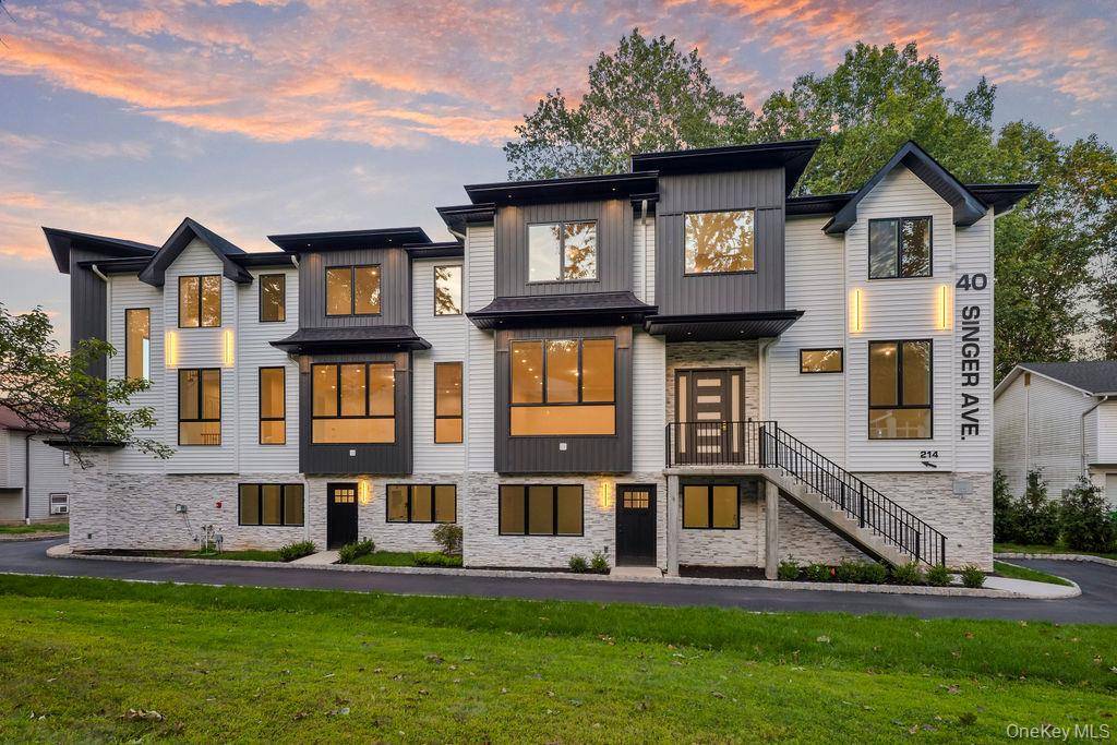 Oversized amp ; Ultra Luxurious !