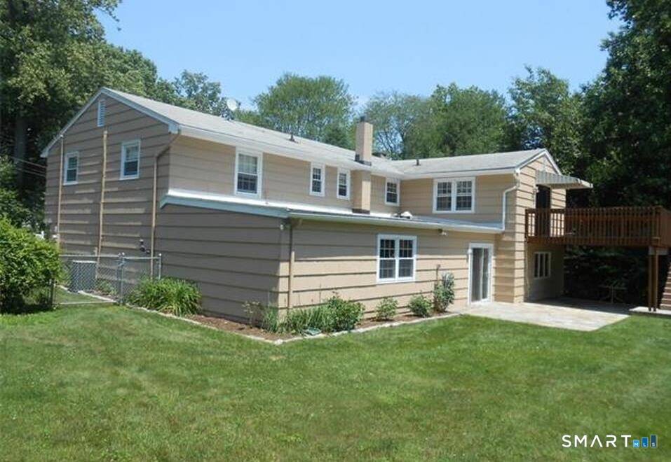 Welcome to 131 Old Elm Road spacious off campus style living in a prime Fairfield location.